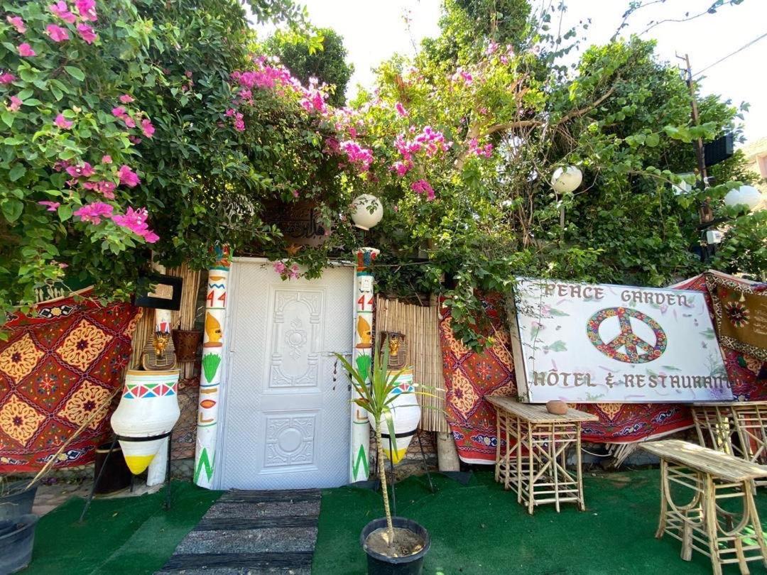 Peace Garden Hostel & Camp الأقصر المظهر الخارجي الصورة